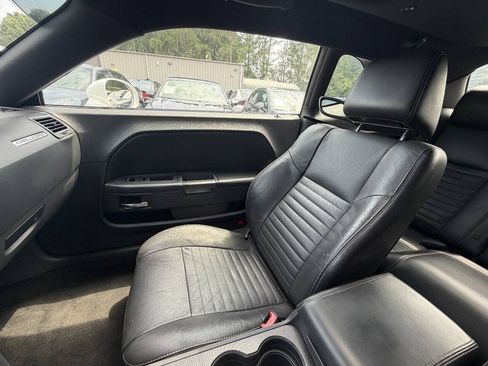 Used 2012 Dodge Challenger R/T RWD image 20