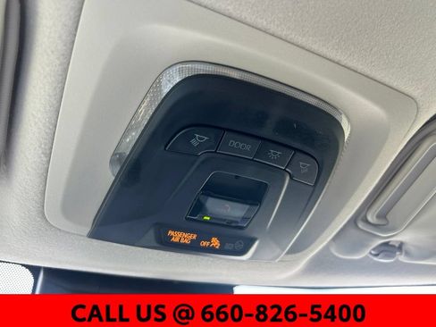Used 2025 Toyota Corolla LE FWD image 15