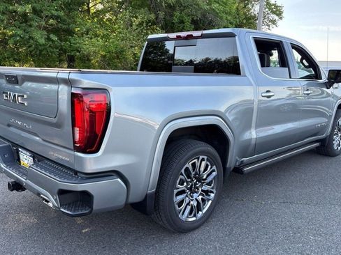 Used 2025 GMC Sierra 1500 Denali Ultimate AWD/4WD image 3