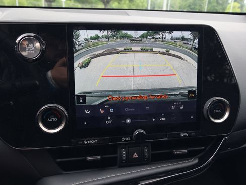 Used 2025 Lexus NX 250 FWD w/ Accessory Package (2T) image 26