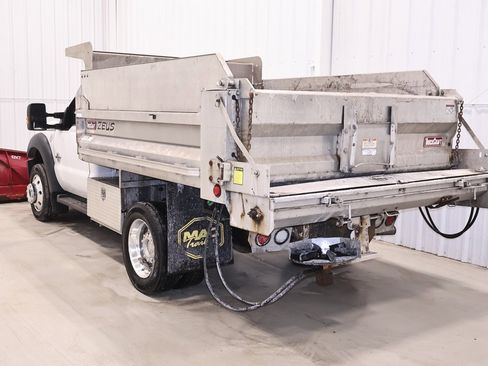 Used 2013 Ford F550 4x4 Regular Cab Super Duty w/ Payload Upgrade Pkg image 9