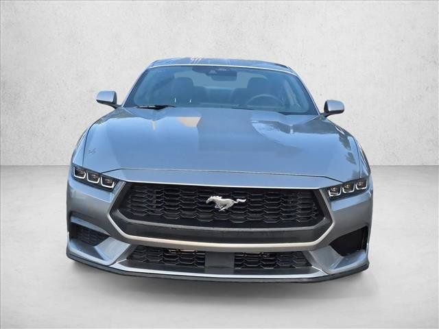 Used 2024 Ford Mustang Coupe RWD image 2