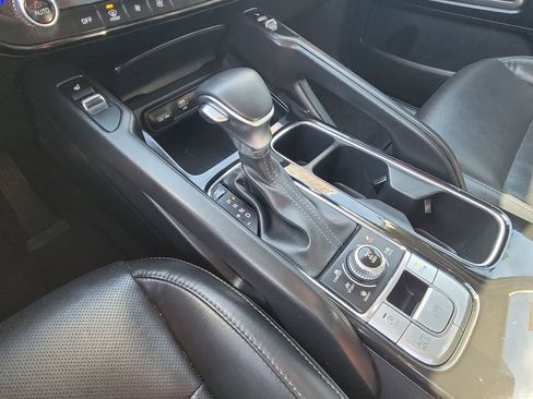 Used 2023 Kia Telluride S w/ S Sunroof Package image 16