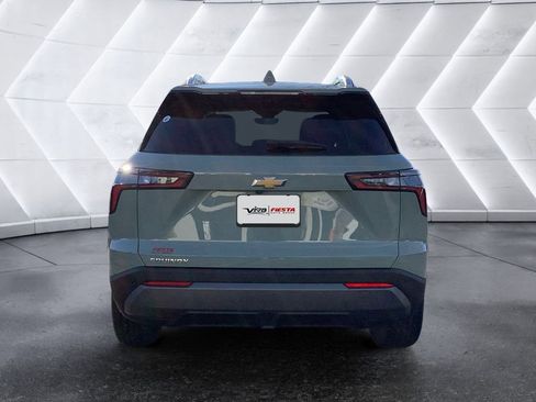 Used 2025 Chevrolet Equinox LT w/ Convenience Package II image 5