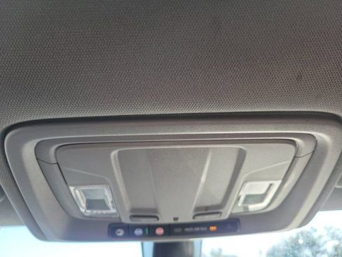 Used 2021 GMC Sierra 1500 SLT image 30