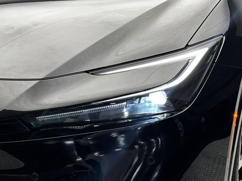 Used 2023 Toyota Prius Prime FWD image 3