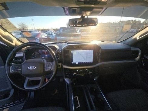 Used 2022 Ford F150 XLT w/ Equipment Group 302A High image 4