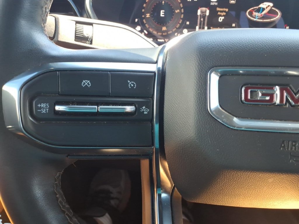 Used 2024 GMC Canyon AT4 w/ AT4 Premium Package AWD/4WD image 19