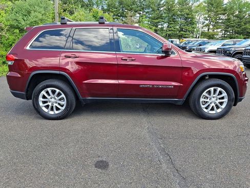 Used 2021 Jeep Grand Cherokee Laredo RWD image 7