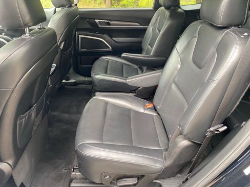 Used 2020 Kia Telluride S AWD/4WD image 24