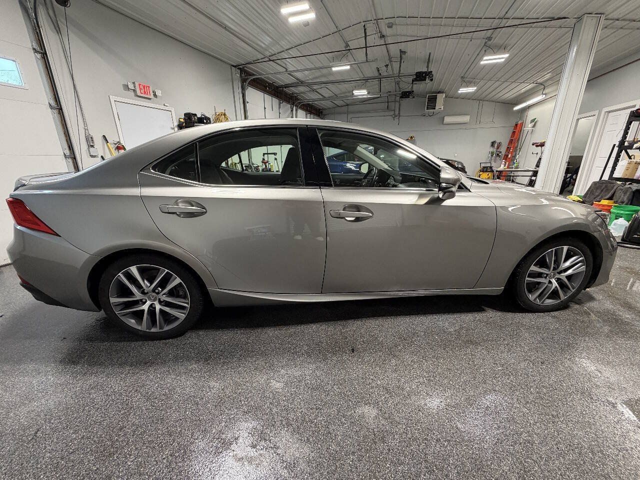 Used 2019 Lexus IS 300 AWD w/ Premium Package image 6