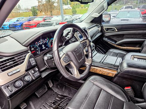 Used 2018 GMC Yukon XL Denali w/ Denali Ultimate Package image 9