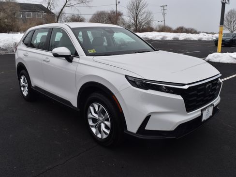 Certified 2024 Honda CR-V LX image 2