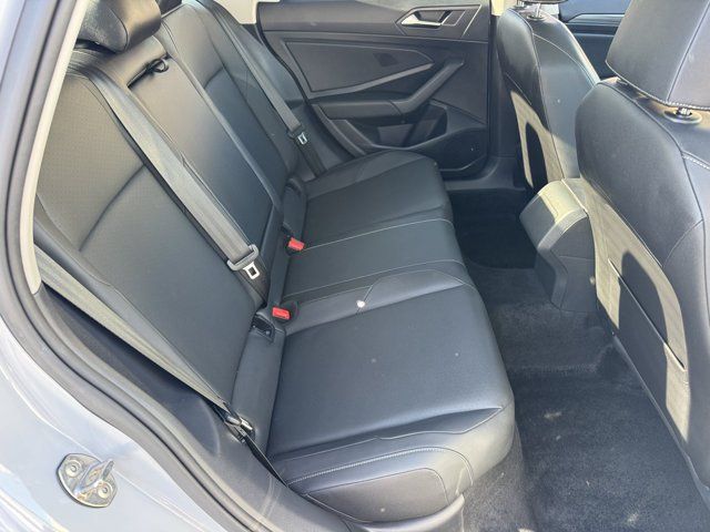 Used 2019 Volkswagen Jetta SEL FWD image 8