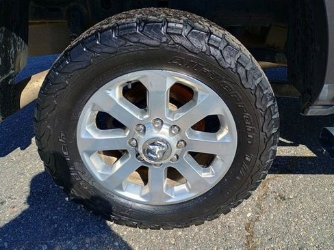 Used 2022 RAM 2500 Laramie image 11