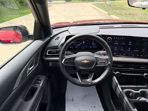 New 2026 Chevrolet Traverse LT w/ Driver Confidence Package AWD/4WD image 51