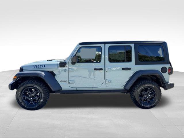 Used 2023 Jeep Wrangler Unlimited w/ Cold Weather Group AWD/4WD image 4