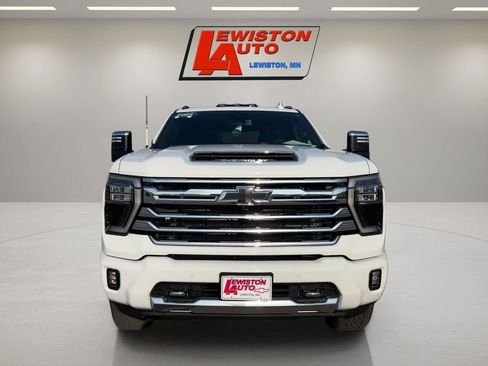 Used 2024 Chevrolet Silverado 3500 High Country AWD/4WD image 8