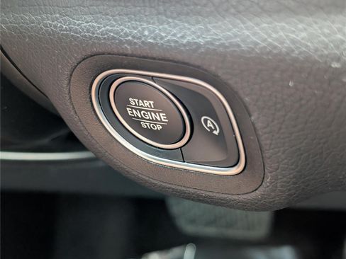 Used 2025 Mercedes-Benz GLS 450 4MATIC image 28