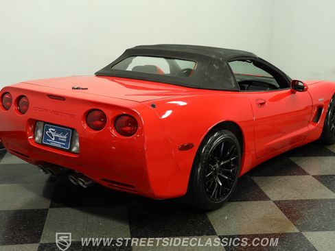 Used 1999 Chevrolet Corvette Convertible w/ Memory Pkg RWD image 11