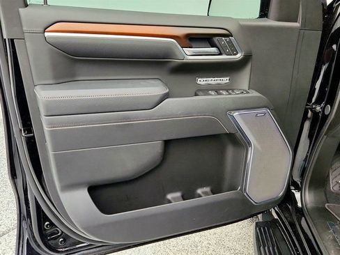 Used 2025 GMC Sierra 1500 Denali image 10