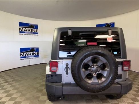 Used 2017 Jeep Wrangler Unlimited Sport image 9