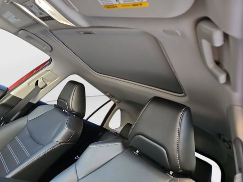 Certified 2025 Toyota RAV4 Limited image 18