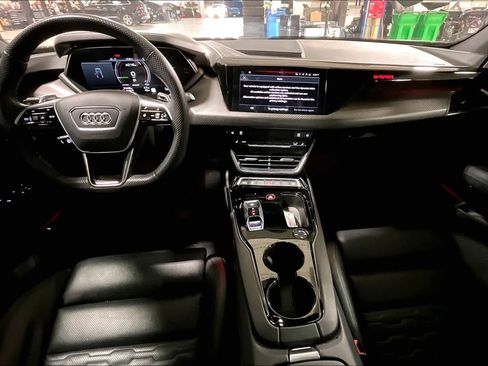 Used 2024 Audi e-tron GT Premium Plus image 16