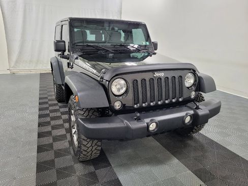Used 2015 Jeep Wrangler Rubicon w/ Power Convenience Group AWD/4WD image 14