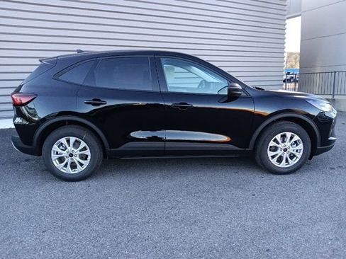 New 2026 Ford Escape Active w/ Cold Weather Package FWD image 2