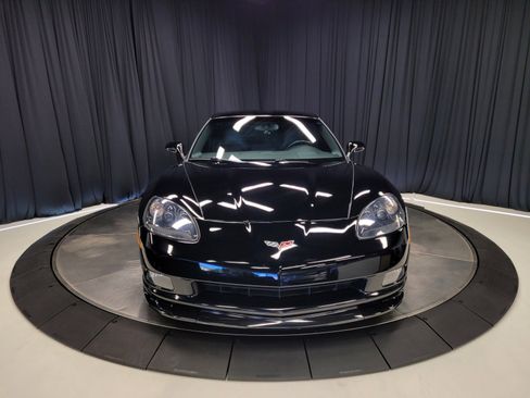 Used 2007 Chevrolet Corvette Coupe image 6
