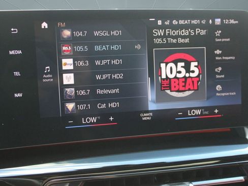 Used 2023 BMW X1 xDrive28i w/ Premium Package image 25