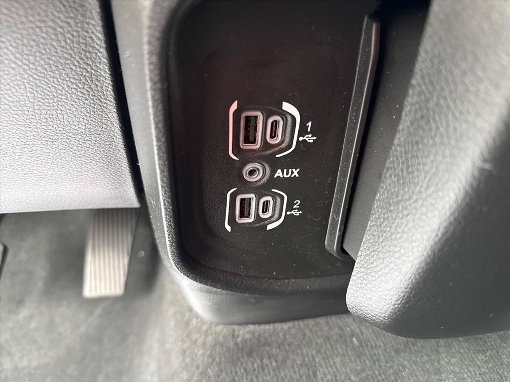 Used 2022 RAM 1500 Big Horn AWD/4WD image 13