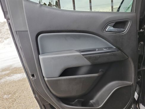 Used 2019 Chevrolet Colorado Z71 image 10