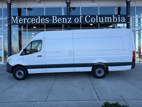 New 2025 Mercedes-Benz Sprinter 2500 image 8