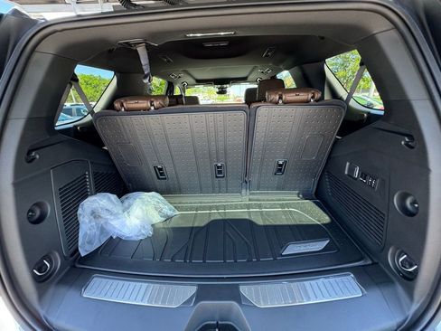 New 2026 Chevrolet Tahoe High Country RWD image 9