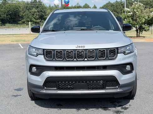 New 2026 Jeep Compass Latitude AWD/4WD image 3