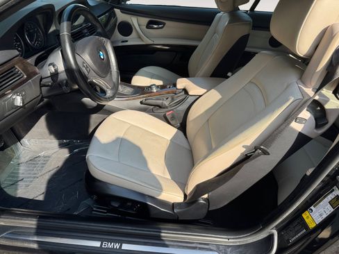Used 2012 BMW 328i Convertible RWD image 9