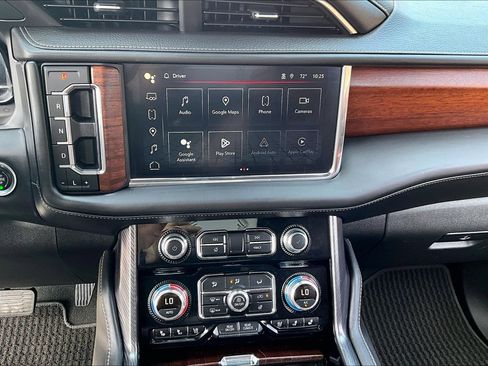 Used 2023 GMC Yukon Denali Ultimate AWD/4WD image 24