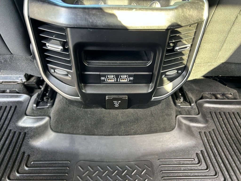 Used 2021 RAM 1500 Big Horn AWD/4WD image 47
