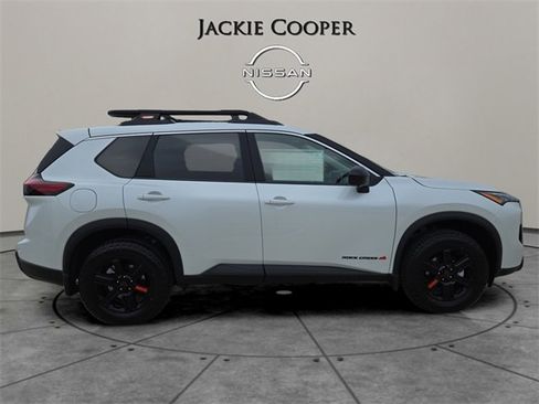 New 2026 Nissan Rogue SV image 6