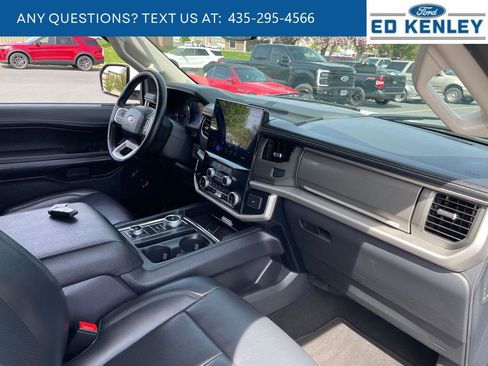 Used 2024 Ford Expedition Max XLT AWD/4WD image 32