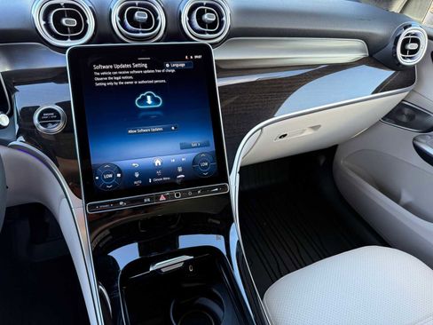New 2026 Mercedes-Benz GLC 300 image 20
