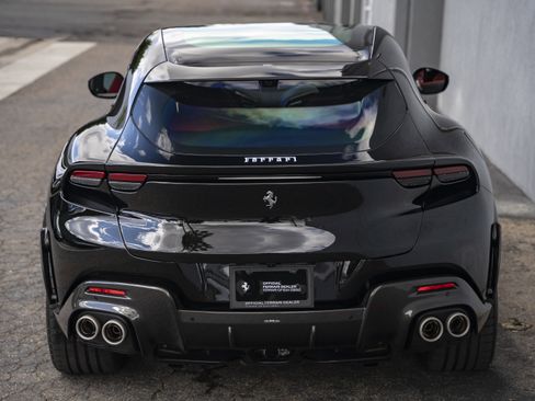 Used 2025 Ferrari Purosangue AWD/4WD image 4