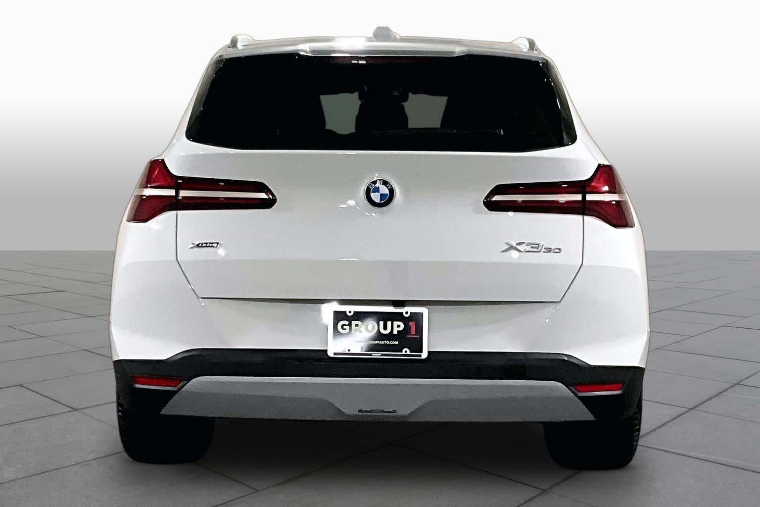 Used 2026 BMW X3 xDrive30i w/ Premium Package AWD/4WD image 4