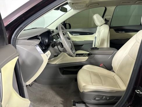 Used 2021 Cadillac XT6 Premium Luxury w/ LPO, Floor Liner Package image 11