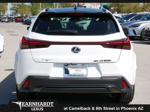 New 2026 Lexus UX 300h AWD w/ Cold Area Package image 5