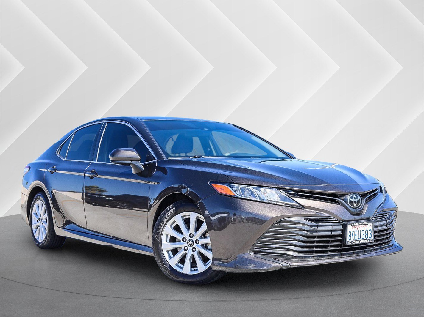 Used 2019 Toyota Camry LE w/ Carpet Mat Package FWD image 1