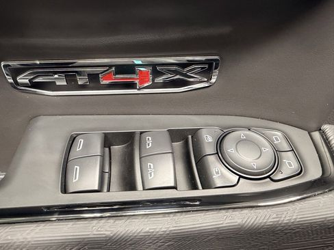 Used 2024 GMC Sierra 1500 AT4X image 25