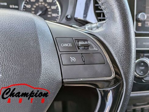 Used 2019 Mitsubishi Outlander SE image 30